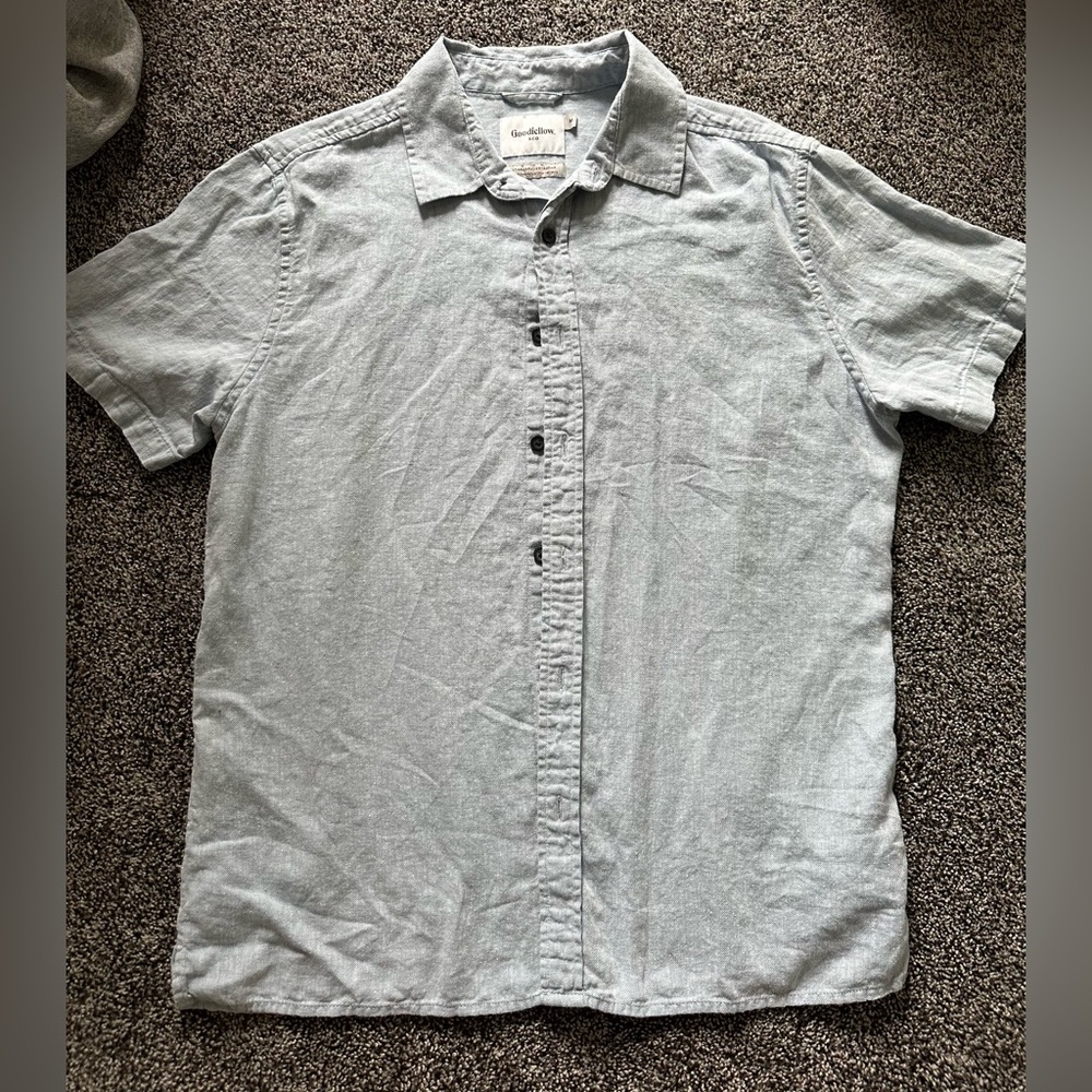 Goodfellow & Co light blue button down casual shirt